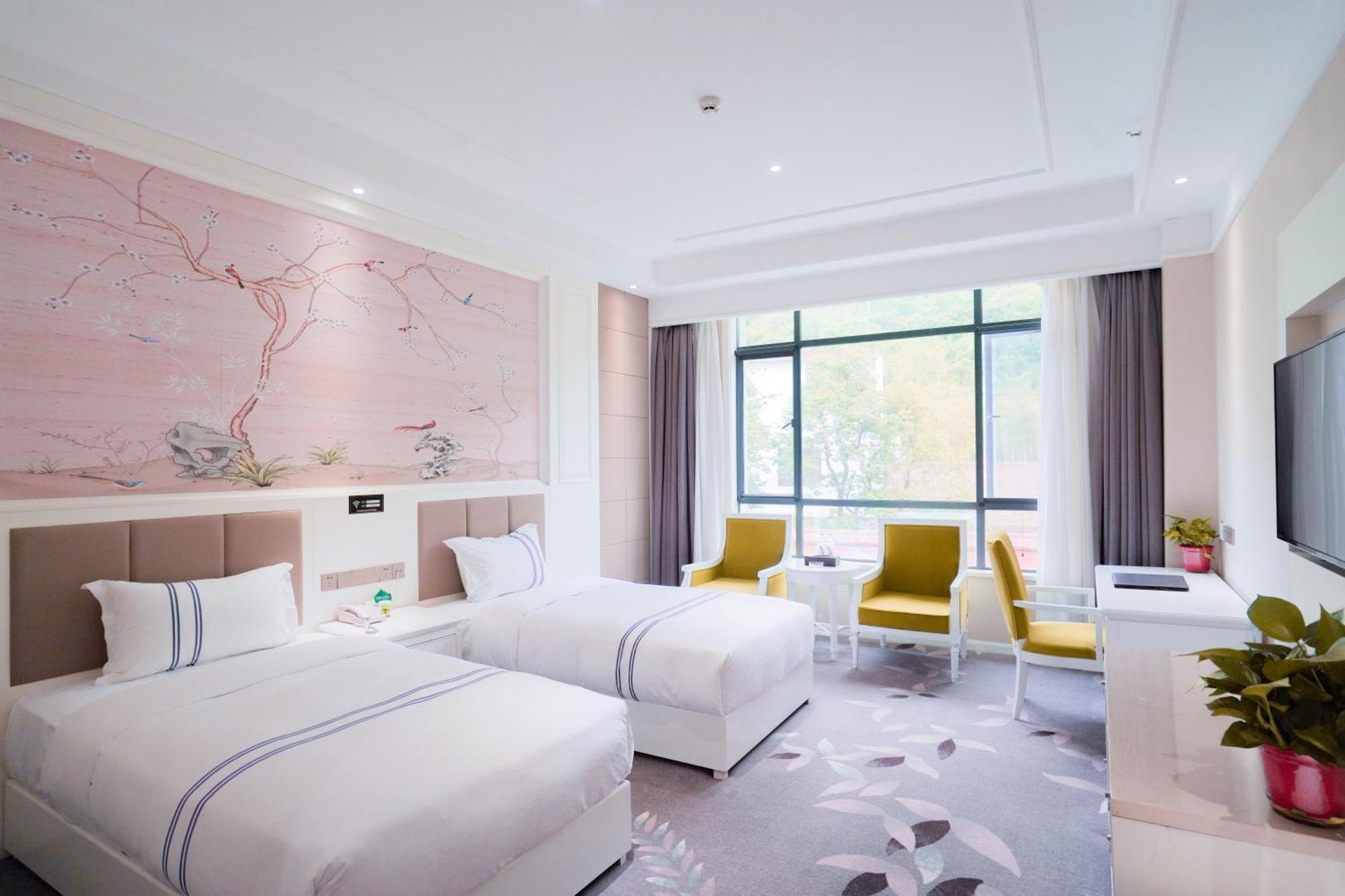 Huashan Xinghe International Hotel Huayin Bagian luar foto